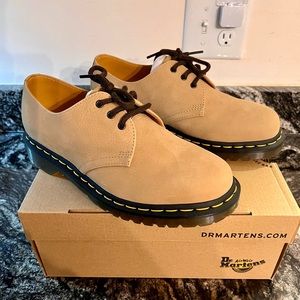 (NWT) Dr. Martens Oxfords